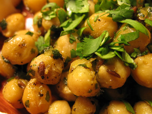 chickpeas with zhough