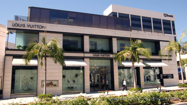 Louis Vuitton on Rodeo Drive 151 | Flickr - Photo Sharing!