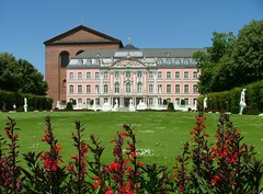Basilika/ Kurfürstl. Palais/ Palastgarten