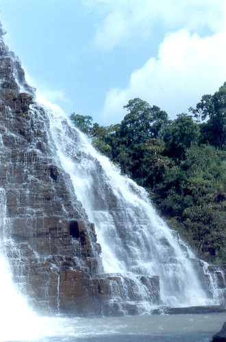 Tirathgarh Waterfall by Anzaar Nabi