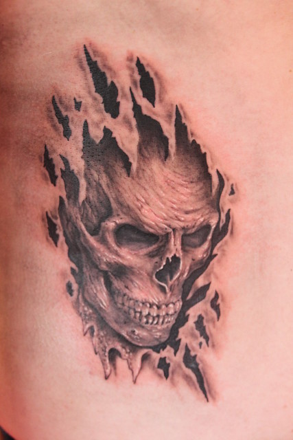 skull tattoo by Mirek vel Stotker