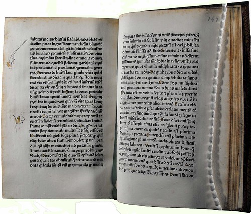 Pages of text with pointing hands added in margin from 'Speculum vitae humanae'. Sp Coll Hunterian By.3.28.