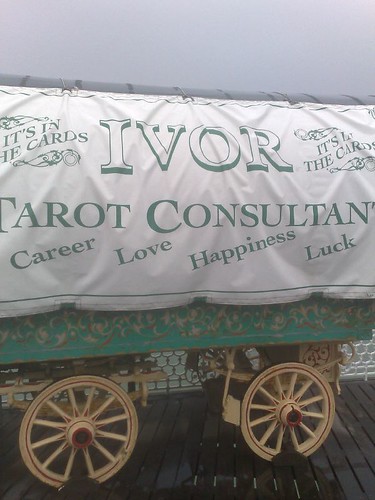 'Tarot consultant'...!
