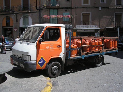 Nissan Trade de distribució de butà a Ripoll (Girona)
