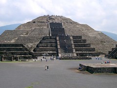 Teotihuacan 10-08-2006