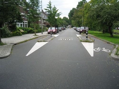 Residential Traffic Calming for Bikes