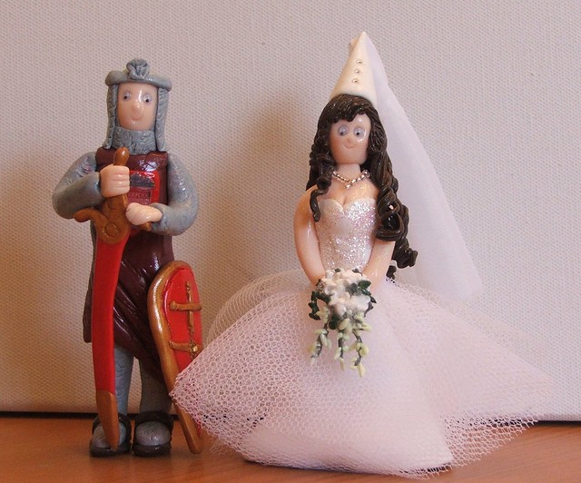 Wedding Cake Toppers A PRINCESS AND HER KNIGHT IN SHINING ARMOUR WEDDING 