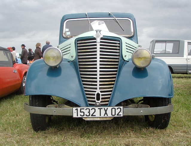 Renault Primaquatre RDS Sport 1939 Quivi res 20 juin 2010 