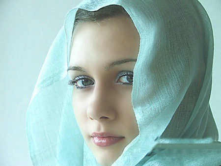 Saudi Arabian Beautiful Girls Photos