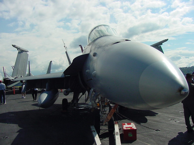 18 Hornet ON BOARD THE USS JOHN C STENNIS (CVN-74) | Flickr ...