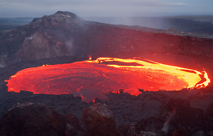 Lava lake inside Kilauea volcano, Hawaii