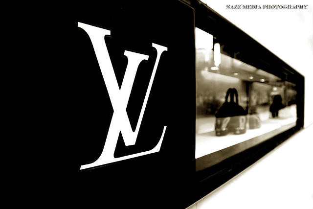 L18V54 - Louis Vuitton Moët Hennessy | Flickr - Photo Sharing!