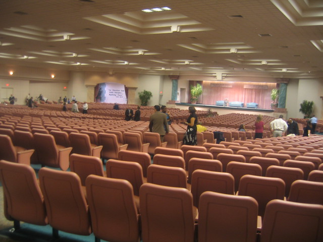 Jehovahs Witnesses Assembly Hall, 4230 Lafayette-Plain 