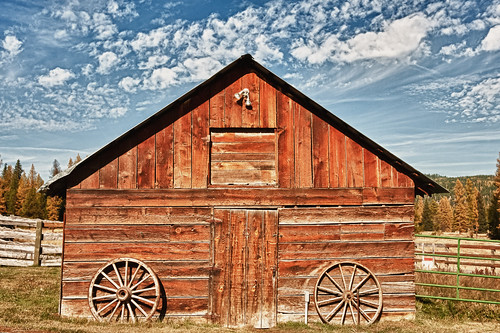 Lost Prairie Barn in HDR