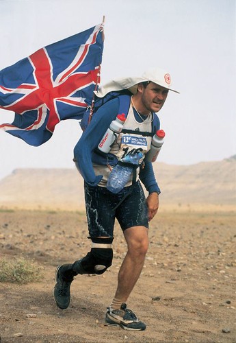 Chris Moon MBE running the Marathon des Sables