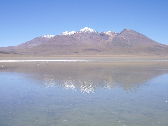 La laguna azul en Bolivia Asi se llama no es una analogia ni una burla 