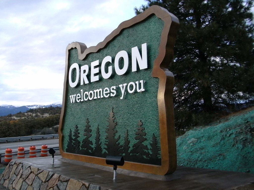 New Oregon welcome sign