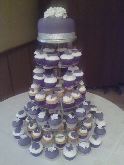 Sharon 39s Purple and Silver wedding cupcake tower