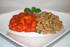 Turkey chop in bell pepper sauce with leek spaetzle / Putengeschnetzeltes in Paprikasauce mit Rahm-Lauch-Nockerl