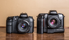 Canon EOS D30 (2000) / FinePix S1 Pro (2000)