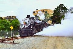 SP 2472 in Niles Canyon over the years