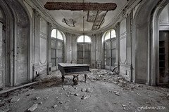 224- Abandoned pianos.