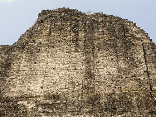 Tikal: le Temple des Inscriptions: remplies d'écritures mayas