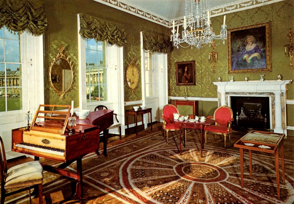 Drawing Room at No. 1 Royal Crescent. Credit Roger W, flickr