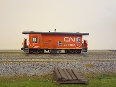 CN Transfer Caboose 76687 - Overland Models