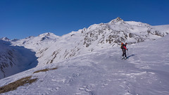 Podejscie z schroniska Hochjoch Hospiz 2370 m w kierunku lodowca Kesselwandferner