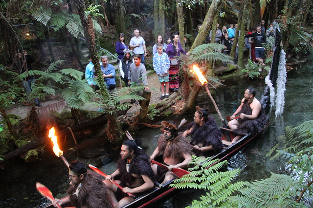 Nueva Zelanda, Aotearoa: El viaje de mi vida por la Tierra Media - Blogs de Nueva Zelanda - Día 7 - 6/10/15 - Hobbiton, Rotorua, Mitai Maori Village y Rainbow Springs (89)