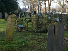 Begraafplaatsen / Cemeteries