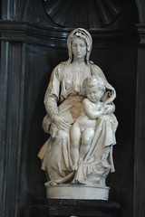 Michelangelo's Madonna and Child, Bruges.