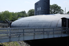 USS 569