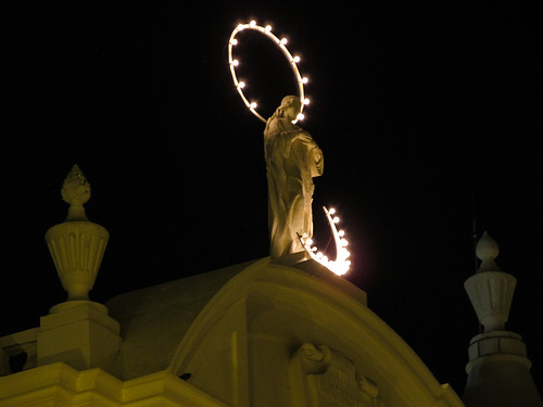Léon: la cathédrale basilique de l'Assomption by night