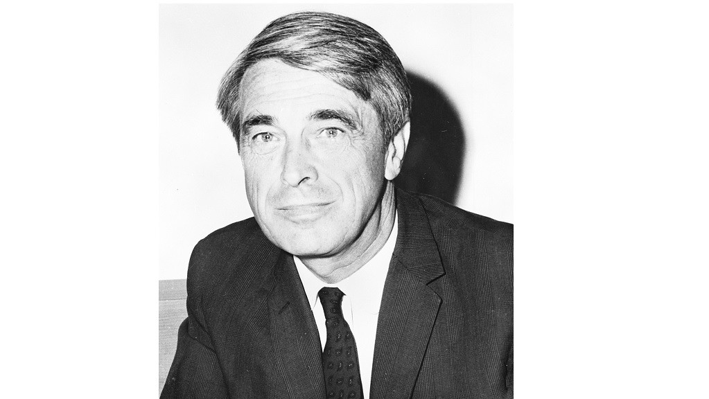 伦纳德·罗瑟勒姆，副校长，1969-1976年的摄影肖像(UPC/UP/5/1)