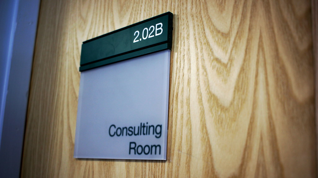 Consulting room sign