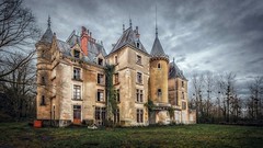 Le Château de l'Ensorceleuse I - "Le Jardin Pluvieux" ***