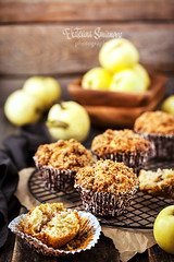 Fresh homemade delicious apple and cinnamon crumble muffins