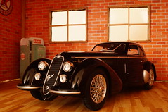 1938 Alfa Romeo 8C 1/24 diecast made by Whitebox