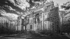 Le Château Tas de Pierres - I - "L'imposance" ** 