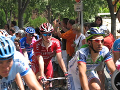 Tour de France Arles, 14h22, 23s - Photo of Fourques