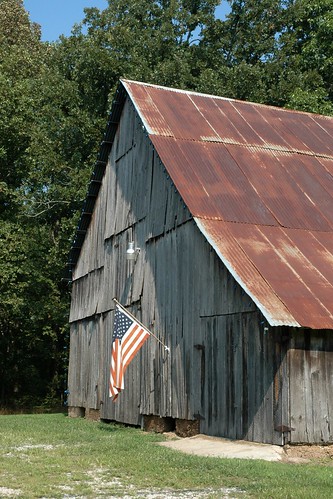 old barn rust flag missouri weathered aged roadside weatherbeaten mo86