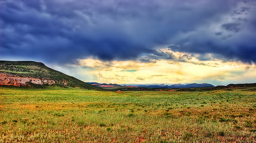 sky mountains nature clouds landscape colorado searchthebest plains frontrange 169 soe 2007 redmountain larimer lucisart blueribbonwinner clff laramiefoothills anawesomeshot goldenphotographer