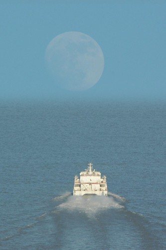 china moon seascape composite ferry landscape geotagged hongkong barco artistic expression edited blues hong kong nave guangdong 中国 schiff soe zhuhai vollmond tup the singin peopleschoice navire 广东 goldenglobe 珠海 artisticexpression singintheblues 10faves navío ©allrightsreserved flickrsbest aplusphoto favemegroup4 diamondclassphotographer flickrdiamond ysplix theunforgettablepictures quarzoespecial geo:lat=22239874 geo:lon=113572036 ringexcellence