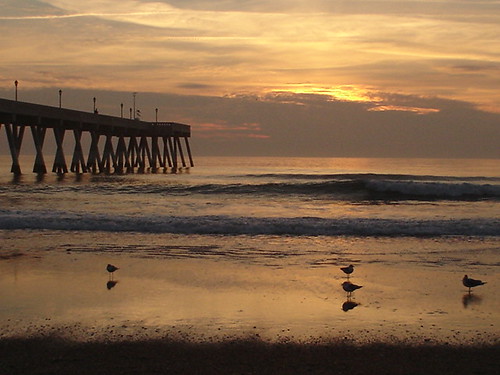 beach sunrise pier wilmington