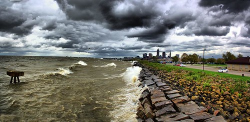 ohio lake storm nature skyline clouds canon eos rebel rocks waves cleveland after erie xs dslr 1000d