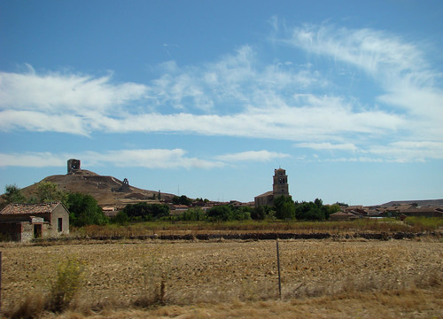 españa castle church landscape geotagged spain ruins iglesia paisaje valladolid ruinas hermitage castillo ermita castillaleón mmbmrs geo:lat=4163292443307463 geo:lon=517742189574337