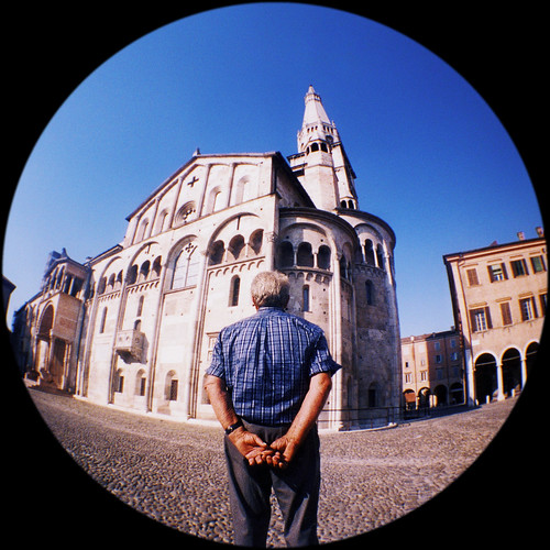old city sky italy man building tower senior architecture standing square back lomo lomography europe downtown solitude italia loneliness looking adult cathedral watching centro citylife calm fisheye campanile piazza duomo rearview modena romanesque azzurro architettura oldcity ghirlandina 2007 emiliaromagna contemplation vecchio storico grayhair observing urbanscene