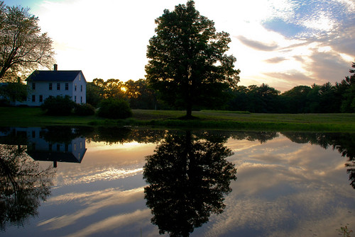 sunset house tree ma pond pelham rte9